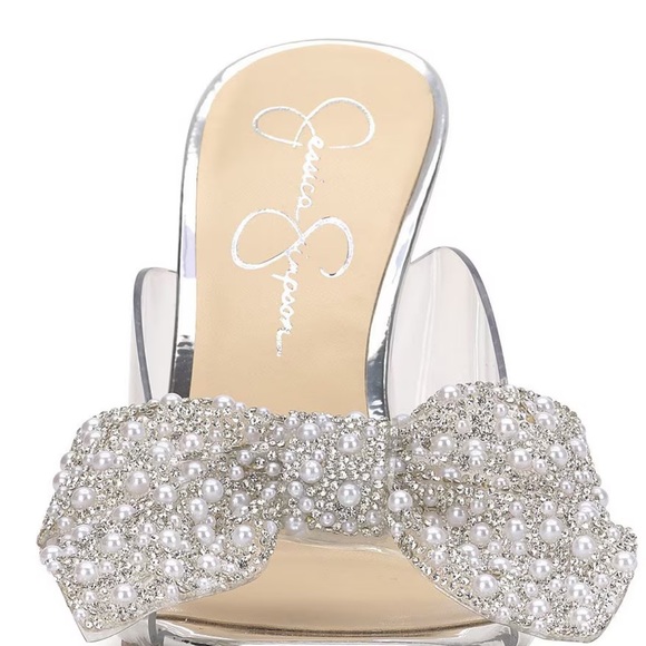 Jessica Simpson Silver crystal & pearl Bow Heels - Picture 1 of 6
